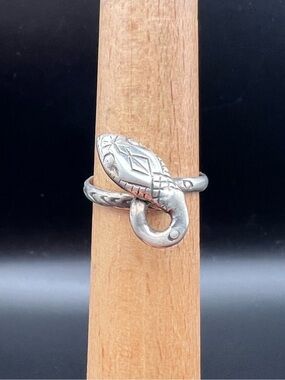 TAXCO Bypass Snake Ring